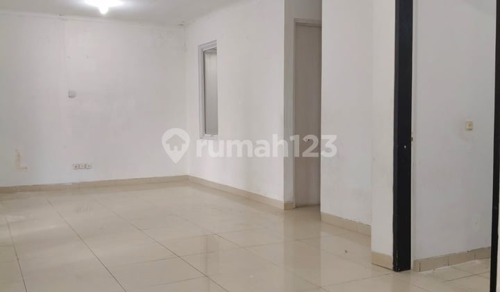 Siap Huni, Rumah, 2 Lantai, di Fiordini