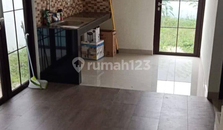 Siap Huni, Rumah, 2 Lantai, di The Patio Woodland