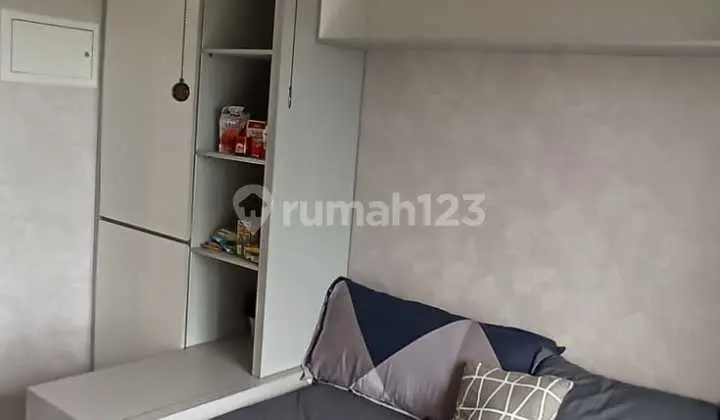 Dekat Akses Tol, Apartemen, Full Furnished, di Sky House