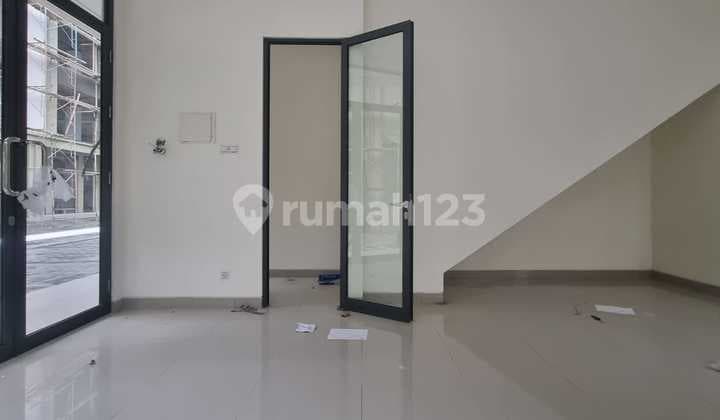 Siap Huni, Ruko, Hook, 2 Lantai, di Verona Junction