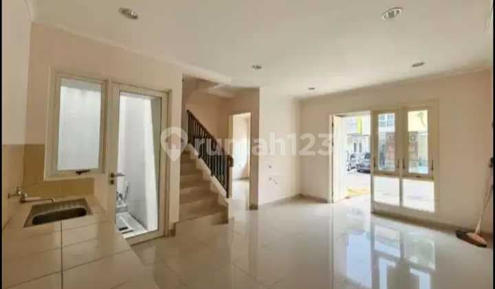 Siap Huni, Rumah, 2 Lantai, di Thomson Gading Serpong