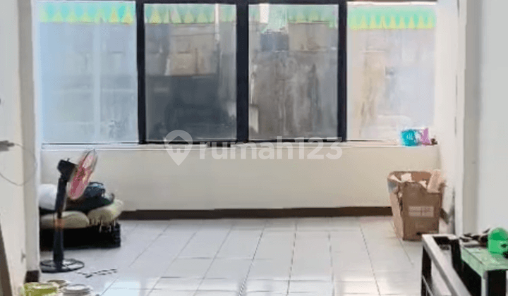 Ruko, 3 Lantai, SHM, di Wolter Monginsidi