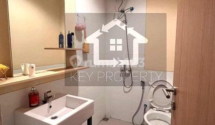 Dekat Akses Tol di Jual Rumah 2 Lantai Minimalis di Legenda Wisata Cibubur