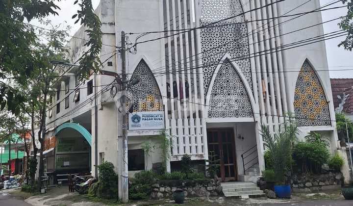 Di Jual Rumah,Di Jln : Karah Agung Iii No 32 Kel. : Karah Kec. : Jambangan Kab : Surabaya