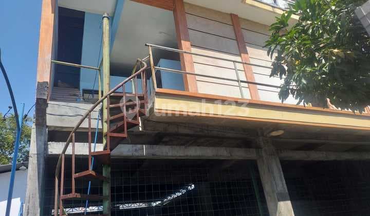 For Sale House, On Street: Mangga Timur V Sub-district: Kebomas District: Kebomas Regency: Gresik