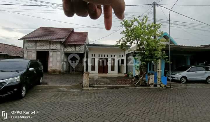 Di Jual Rumah,Di Kel. : Sekarputih Kec. : Balong Panggang Kab : Gresik