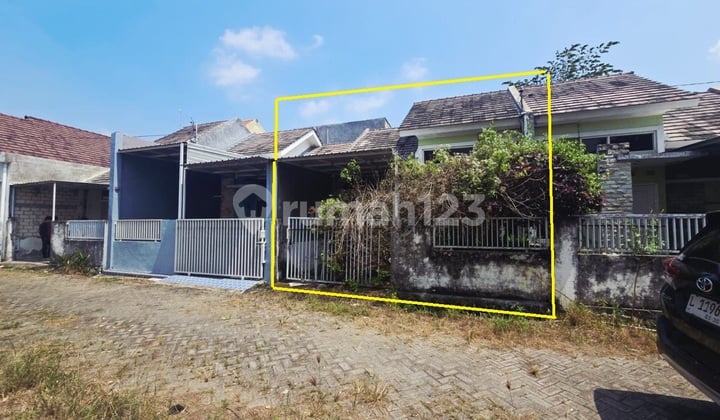 Di Jual Rumah,Di Perum Griya Asri Nusantara Kel. : Tanjung Kec. : Lamongan Kab : Lamongan