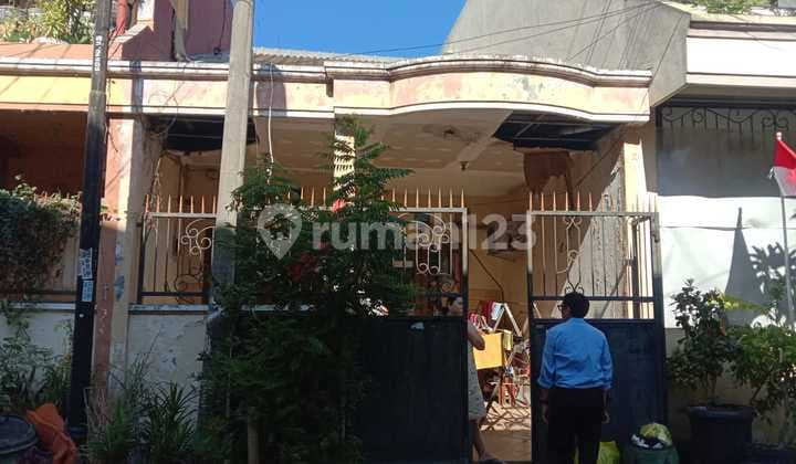 Di Jual Rumah,Di Jln : Lebak Timur Ix No 6 Kel. : Gading Kec. : Tambaksari Kab : Surabaya