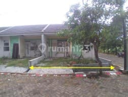 For Sale House, In Swan Menganti Mas Regency Housing Complex Block Aa No 47 Sub-district: Palemwatu District: Menganti Regency: Gresik