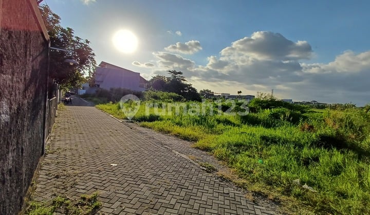 Tanah Jogja Tinggal 2 Kavling Selatan Ambarukmo Plaza