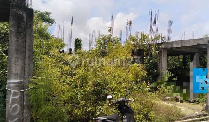 For Sale Land with Building in Ungasan Area