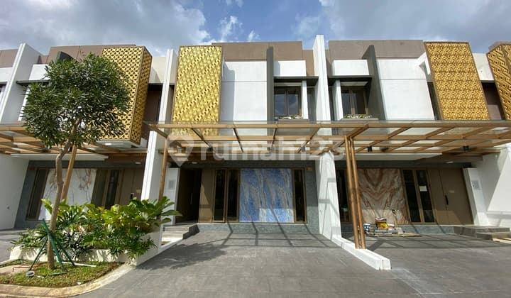 Rumah Mewah Brand New 2 Lantai di Puri 11 Harga 3M An