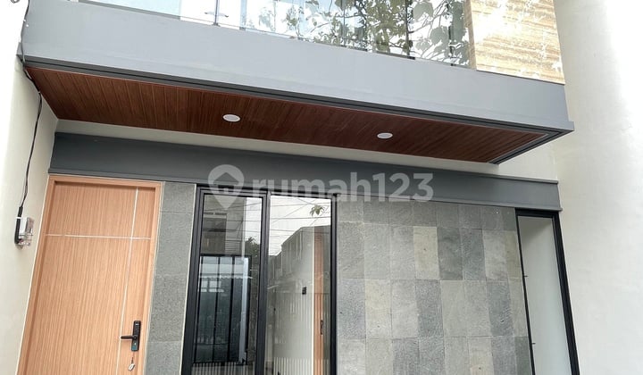 Rumah Siap Huni 2 Lantai di Cinere Selangkah ke Jakarta Selatan