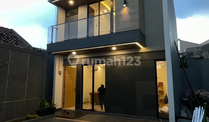 Sudah Siap Huni 2 Lantai Eksklusif Dekat Toll Sawangan