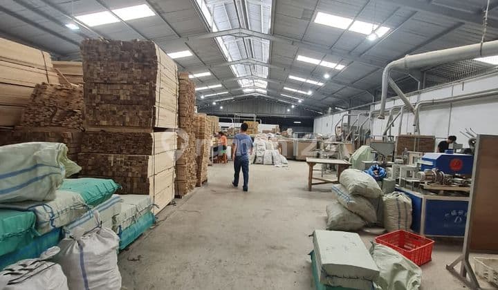 Gudang di Kapuk Jakarta Utara Luas 2.100M2 SHM Akses Kontainer