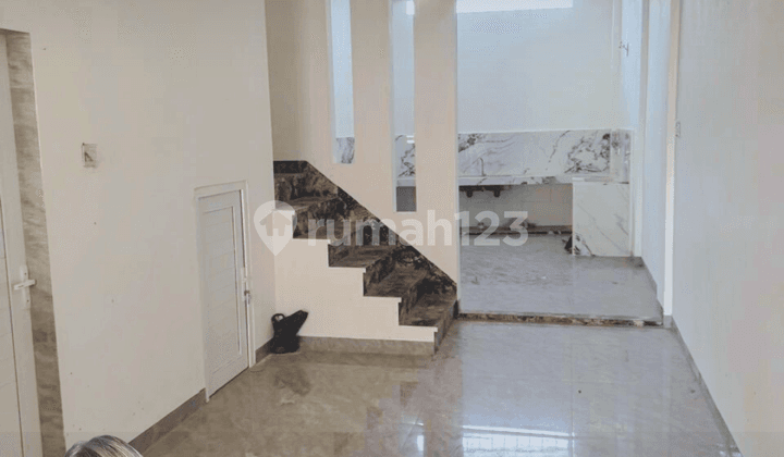 Nice House in Katamso Point Complex on Jl Brigjen Katamso