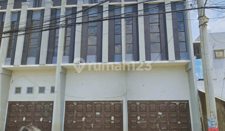 Jual 2 Unit Rumah Kondisi Kosong di Krakatau Jl Prajurit