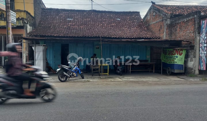 Dijual Cepat Tanah & Bangunan Komersial di Jl. Godean Km 6, Sidokarto, Godean, Sleman