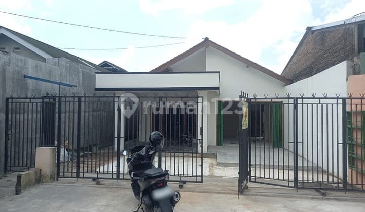 Dijual Rumah Luas 422 Meter Persegi Pinggir Jalan Raya Imogiri Barat KM 8.5
