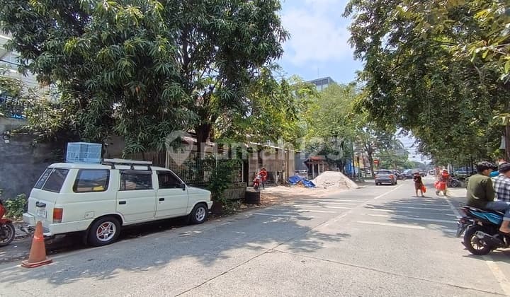 Dijual Rumah Hook Pluit Strategis Hitung Tanah