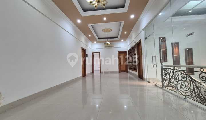 For Sale Nice Neat Luxury House in Puri Indah