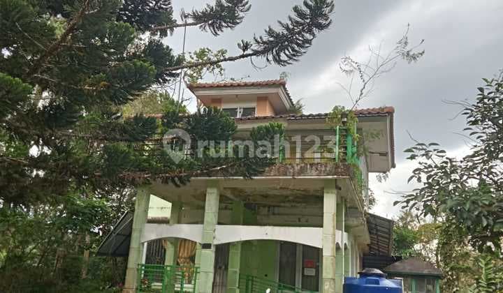 Jual Villa di Jalan Utama Kota Bunga