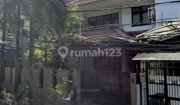 Frans Cen-Rumah Disewa di Duri Kepa.bole Buat Mbg atau Usaha/Kantor/Resto.jalan Raya.strategis Wow LT 300 M2/ 2 LT