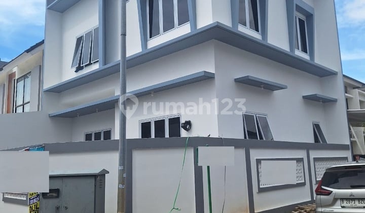 Rumah Baru Metland Puri Cluster (Hoek).Rumah Modern Minimalis - 2 Lantai LT : 107 M2 (10.5×10.2)