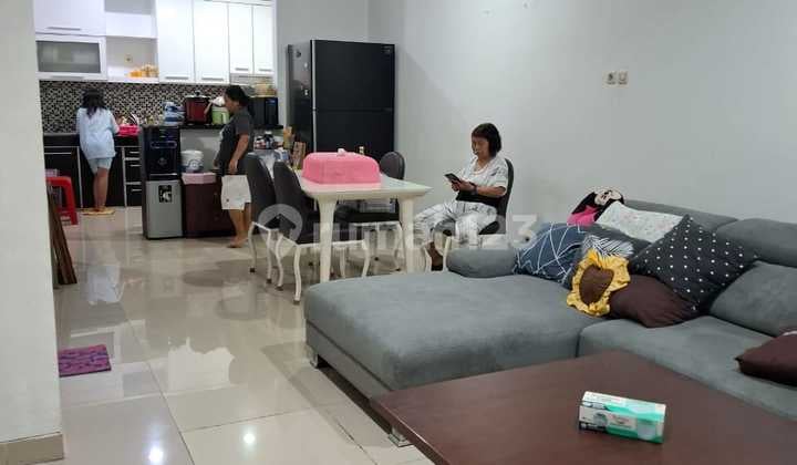 Frans Cen-Rumah di Sewa di Casajardin Cluster Favorit. Jarang Ada.bagus Wow Luas = 6X15 Sudah Renov