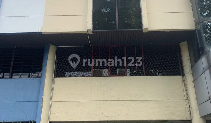 Ruko Kedoya Baru Jual- Harga Nego! :Fire:jalan Raya.hadap Jln Raya..Wow Luas Tanah: 155M2 (6X25)