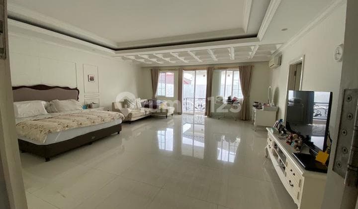 Frans Cen-Dijual Rumah di Taman Kebon Jeruk/ Intercon/ Serengseng..Blok Bagus Depan.. Kembangan Jakarta Barat.wow Bagus Lokasi.lt : 250 M2 / 3 LT