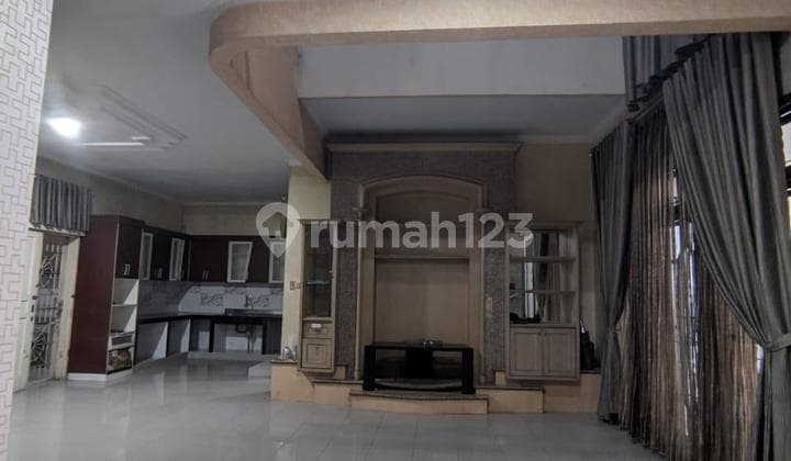 Rumah Green Garden Blok B.bagus.lokasi Oke .Jarang Ada..Wow LT. 290M