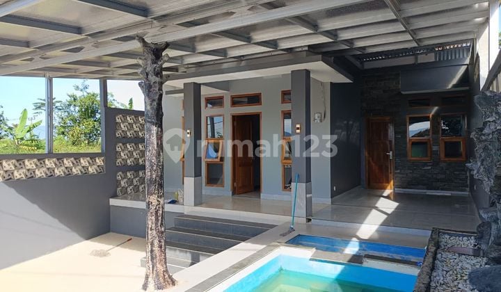 Rumah Siap Huni Pinggir Jalan Dekat Tol Cileunyi