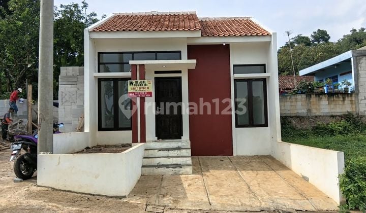 Rumah Siap Huni Dekat Sekolah Masjid dan Tol Cileunyi