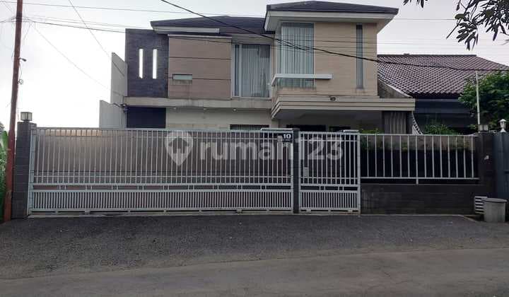 Rumah Mewah 2.5 Lantai Termurah di Bsi Arcadomas View Pegunungan