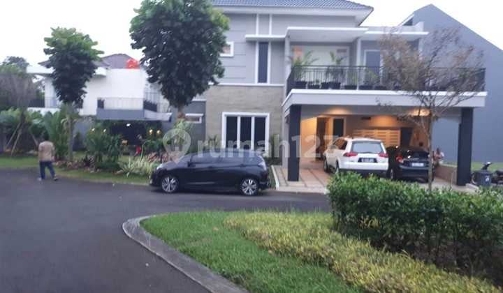For Sale House in Bsd House in Bsd