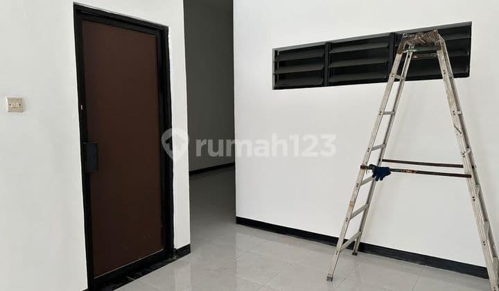 Dijual Rumah Luas 30 dengan 1 Lantai Surabaya Timur bisa Nego