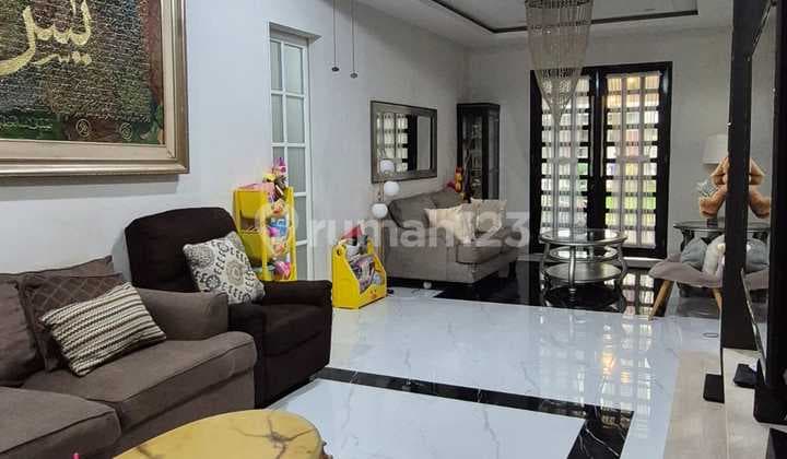 Rumah Caik dengan Suasana Asri Dekat Supermarket