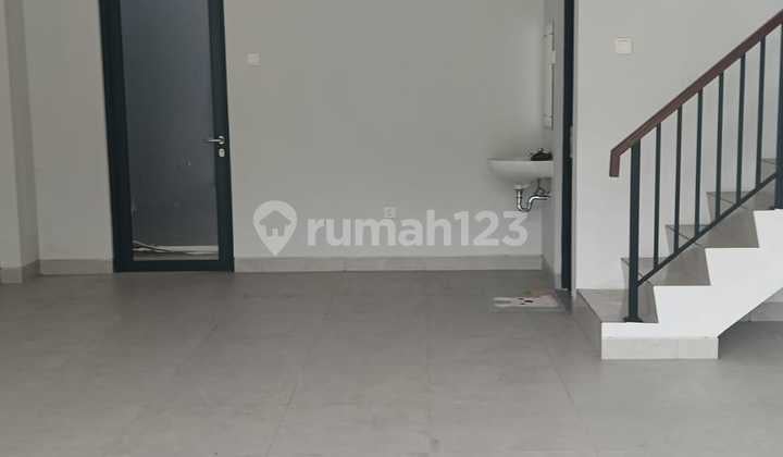 3-Storey Shop House Ready for Rent Near Eka Hospital and Toll Road Access