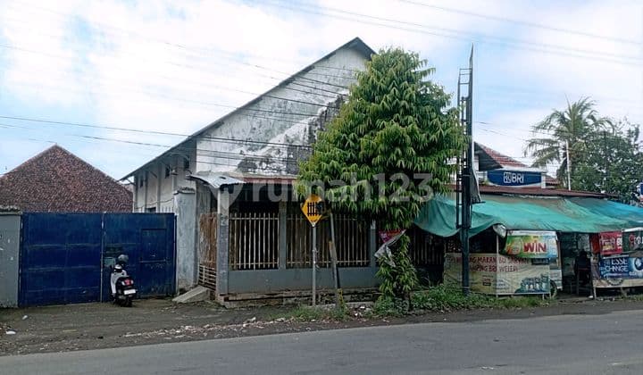 Gudang Tengah Kota di Area Strategis Cocok untuk Perdagangan, Jasa dan Kantor