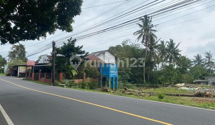 Tanah Tepi Jalan Raya, 5 Menit Kampus Uii Jogja