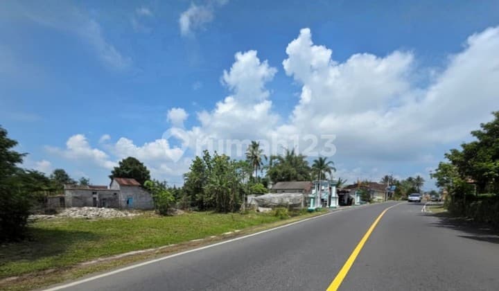Ready-to-Build Land, Only 6 Minutes to UII & Stikes Panti Rapih, Freehold Title