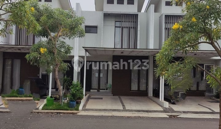 Rumah 2 Lantai, di Jakarta Garden City, Jaktim