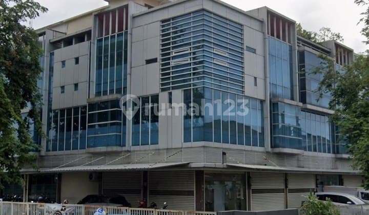 3-Storey Shop/Office in Rawamangun, East Jakarta