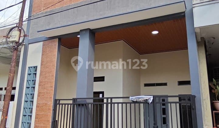 House in Taman Kebalen Villa Mutiara Gading 3 Bekasi