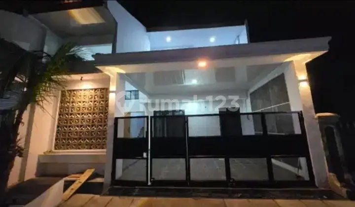 2-Story House for Living in Harapan Jaya, Bekasi