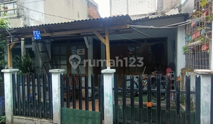 Dijual Murah Rumah SHM Dekat Terminal Antapani