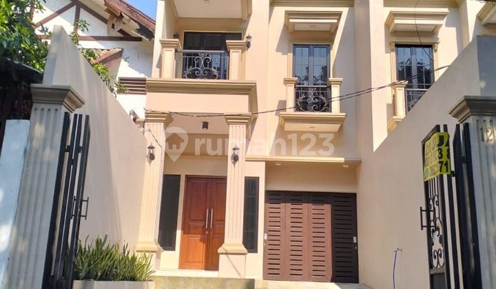 Jual > Rumah Baru American Modern Kemanggisan - Mewah Standar Apartemen & SHM Ready!