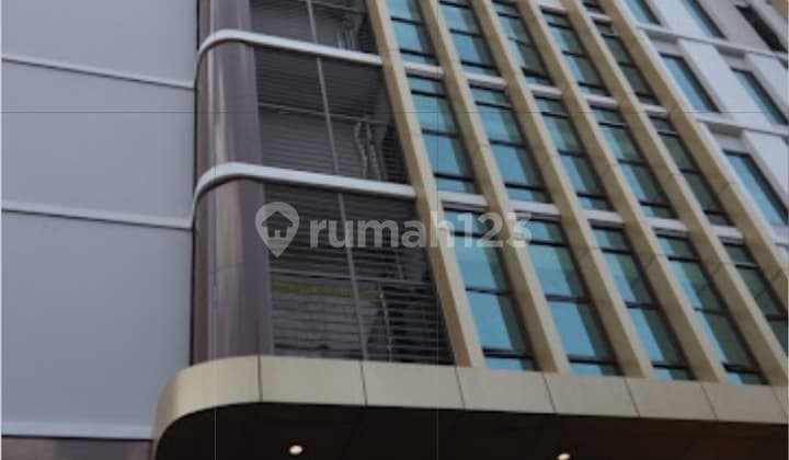 Gedung Komersial Strategis 8 Lantai di Kebayoran Baru, Sangat Dekat Jl Pakubuwono.