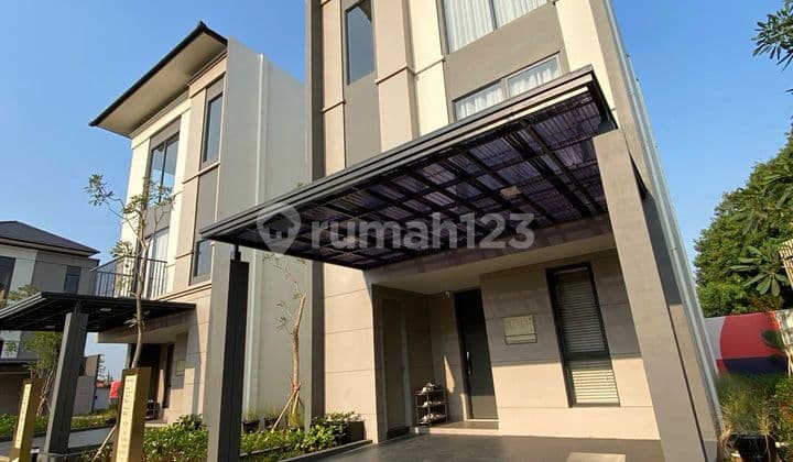 Jual Rumah Baru 3 Lantai Bagus Dekat Akses Pintu Tol